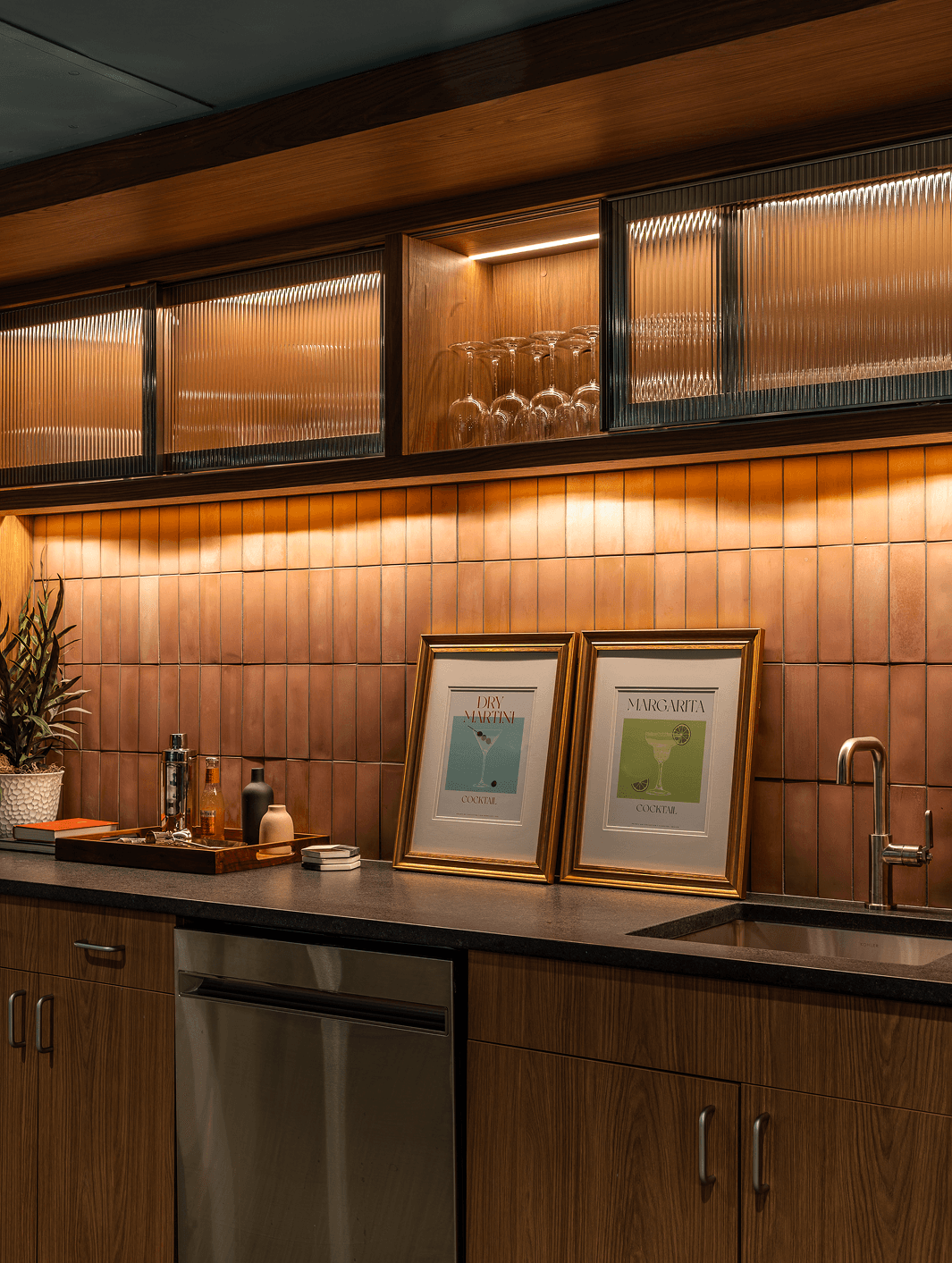 bar and counter area in lounge